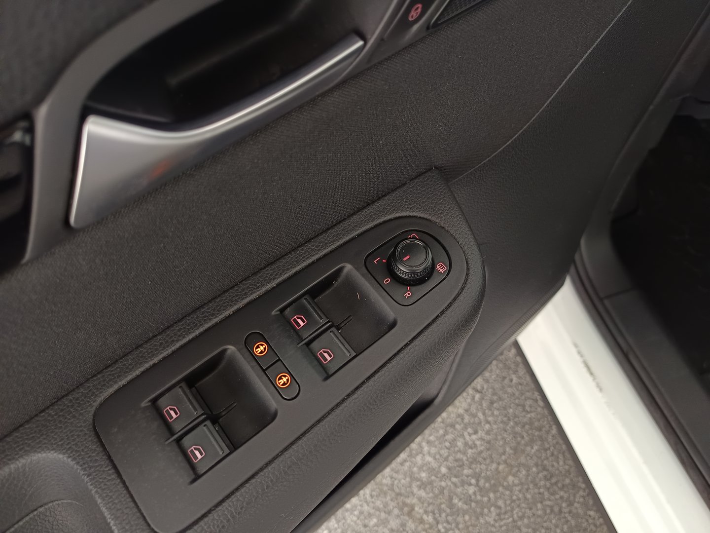 SEAT Alhambra Executive TDI | Bild 11 von 33