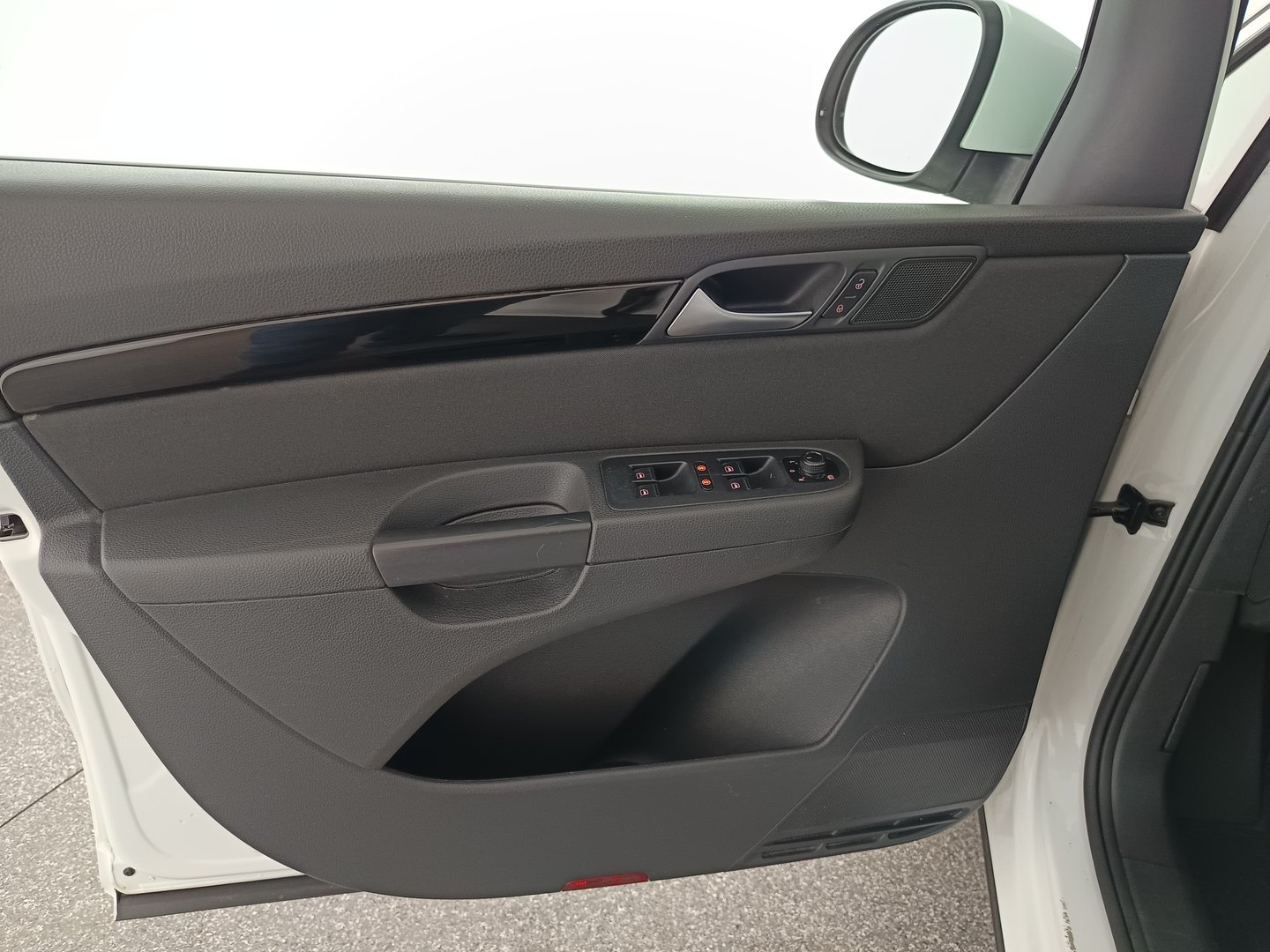 SEAT Alhambra Executive TDI | Bild 10 von 33
