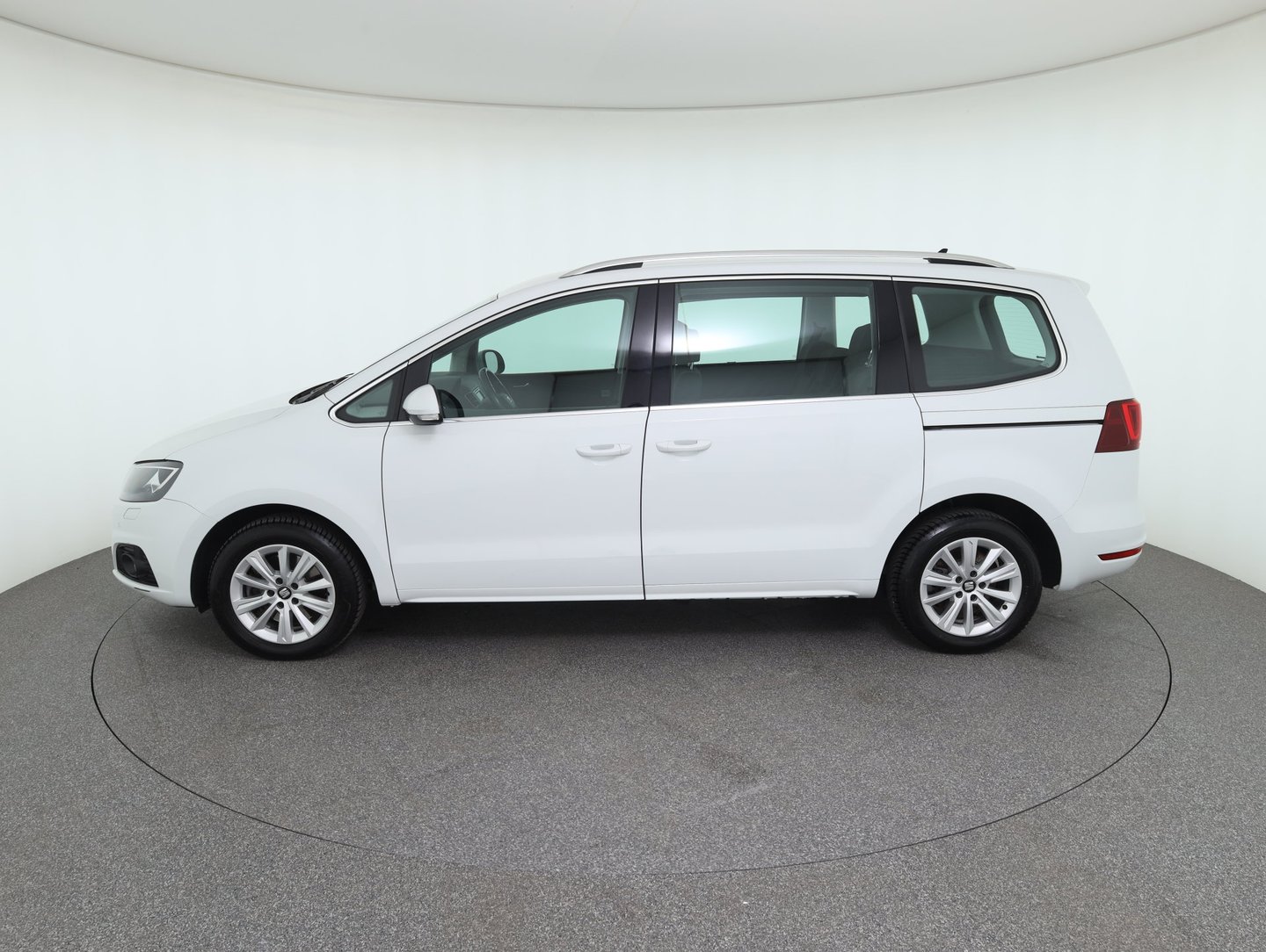 SEAT Alhambra Executive TDI | Bild 8 von 33