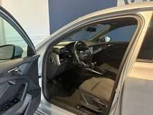 Audi A3 Sportback 30 TDI in florettsilber metalic