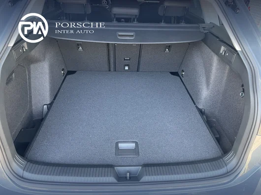 Bild eines VW Golf Variant Business TDI