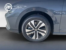 VW Golf Variant Business TDI in Delfingrau Metallic