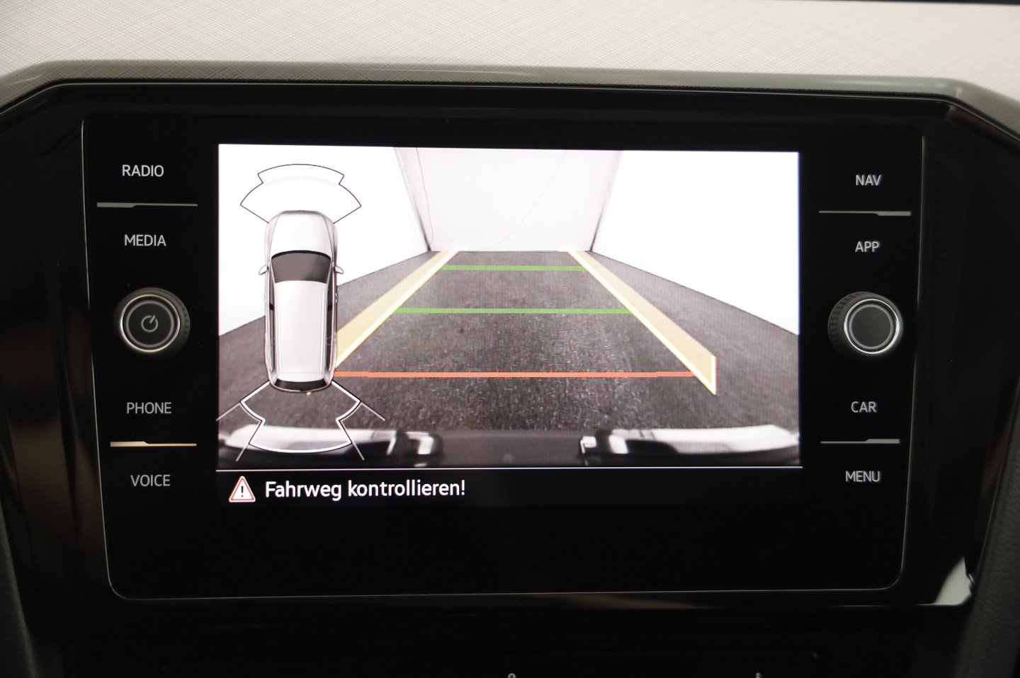 VW Passat Variant Business TDI DSG | Bild 21 von 29