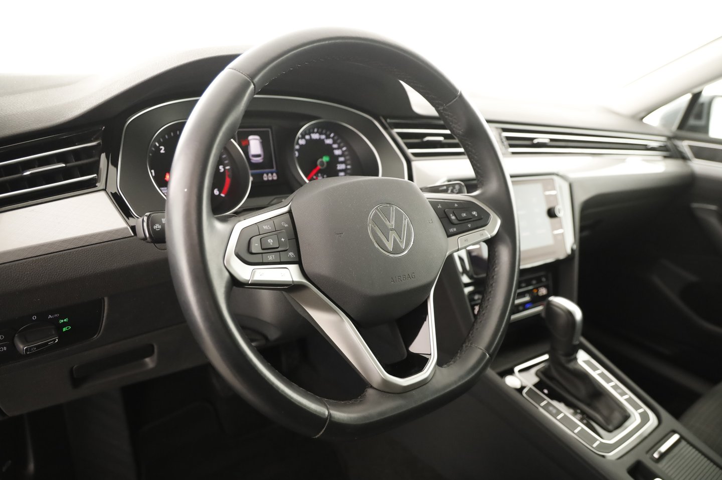 VW Passat Variant Business TDI DSG | Bild 16 von 29