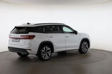 Škoda Kodiaq 4x4 Sportline TDI DSG in Moon-Weiß Metallic