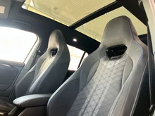 VW Tiguan Sport eHybrid DSG 200 kW in Pure White
