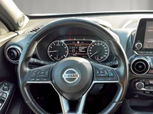 Nissan Juke N-Connecta in schwarz - metallic