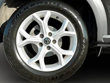 Nissan Juke N-Connecta in schwarz - metallic