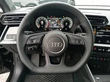 Audi A3 Sportback 30 TFSI in Brillantschwarz