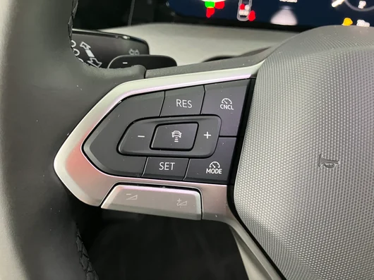 Bild eines VW Golf Variant Business TDI DSG