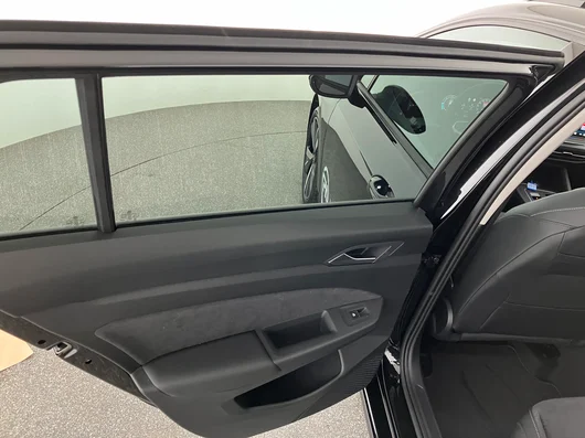 Bild eines VW Golf Variant Business TDI DSG