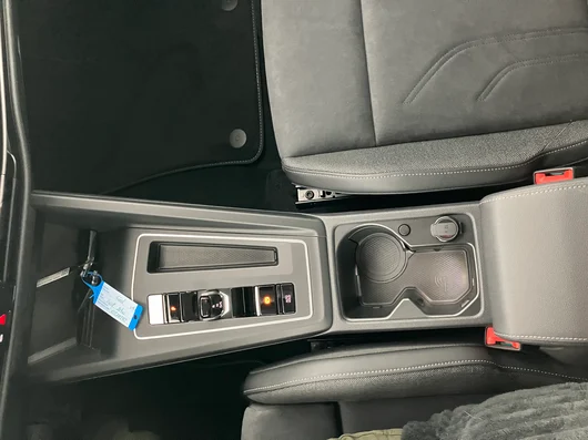 Bild eines VW Golf Variant Business TDI DSG