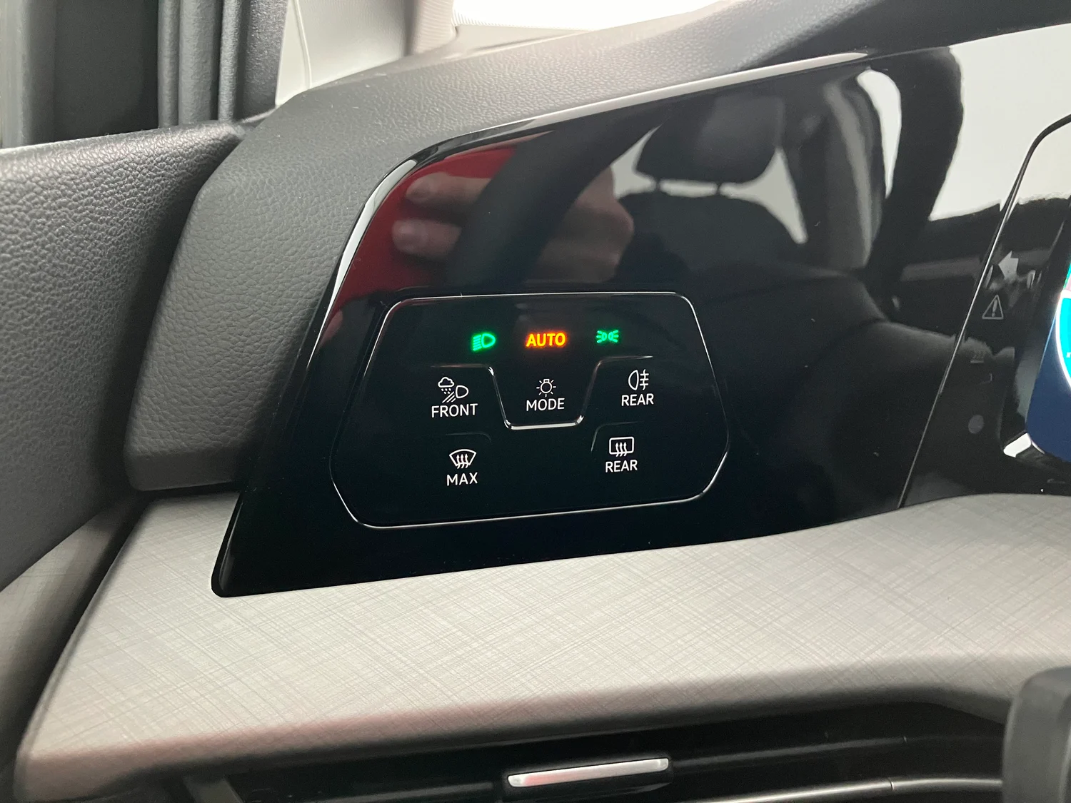 Bild eines VW Golf Variant Business TDI DSG