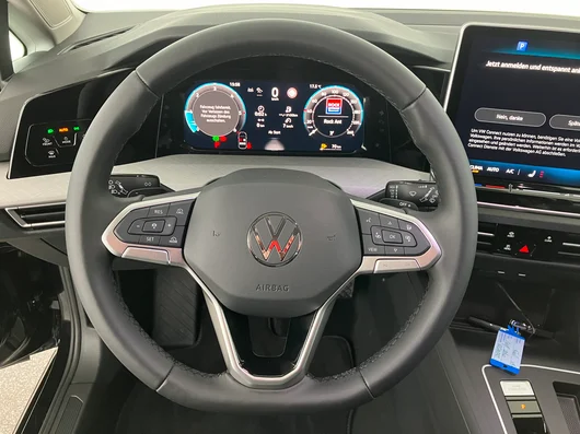 Bild eines VW Golf Variant Business TDI DSG