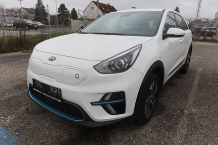 Kia Niro Silber e-Niro