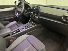 CUPRA Formentor 2.0 TSI 190 PS DSG 4Drive in Nacht-Schwarz Met