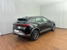 CUPRA Formentor 2.0 TSI 190 PS DSG 4Drive in Nacht-Schwarz Met