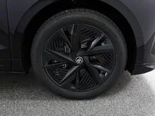 Škoda Enyaq RS in Black-Magic Perleffekt