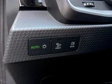 Audi A1 Sportback 25 TFSI intense in Tausilber Metallic