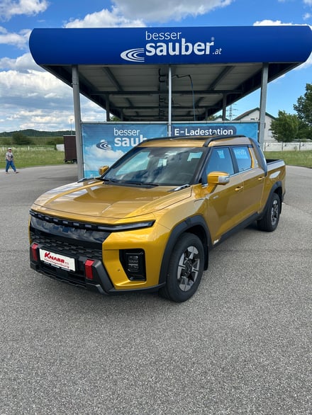 KG Mobility Musso EV 175 kW AWD Black Edition