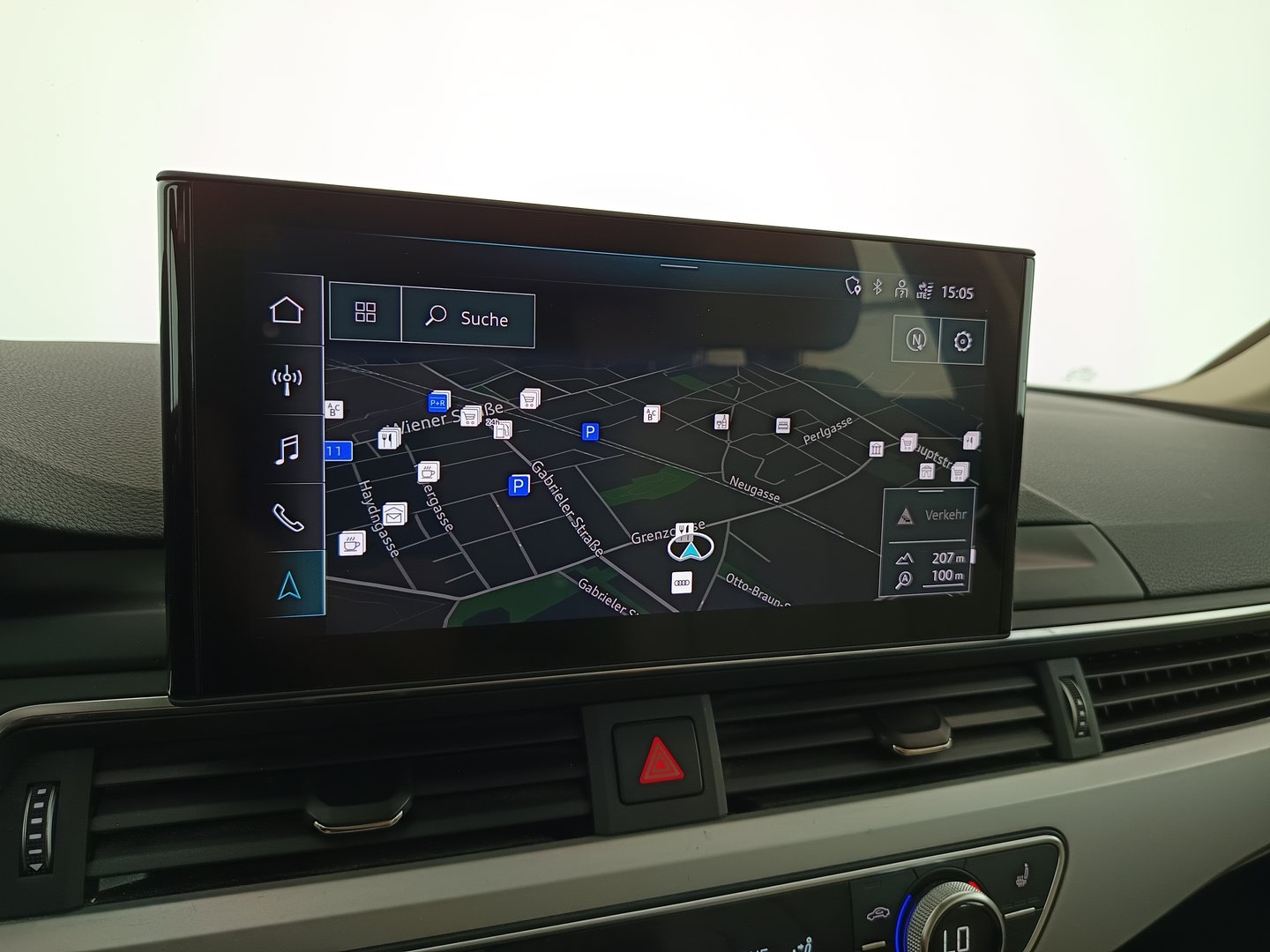 Audi A4 Avant 30 TDI | Bild 25 von 34