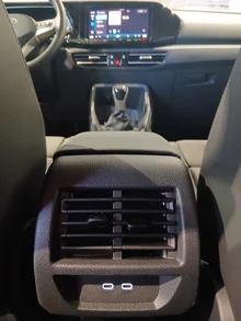 VW Caddy Style Maxi TDI 4MOTION in Deepblack Perleffekt
