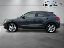 Audi Q2 35 TFSI advanced in H1 Manhattangrau Metallic