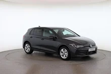 VW Golf Life mHEV TSI DSG in Uranograu