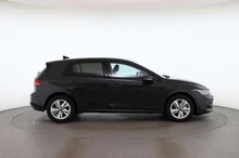 VW Golf Life mHEV TSI DSG in Uranograu