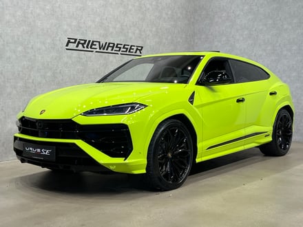 Lamborghini URUS SE