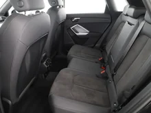 Audi Q3 35 TDI quattro advanced exterieur in MYTHOSSCHWARZ METALLIC