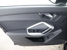 Audi Q3 35 TDI quattro advanced exterieur in MYTHOSSCHWARZ METALLIC