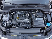 Škoda Kamiq Selection TSI in Black-Magic Perleffekt