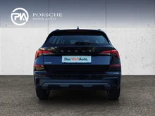 Škoda Kamiq Selection TSI in Black-Magic Perleffekt