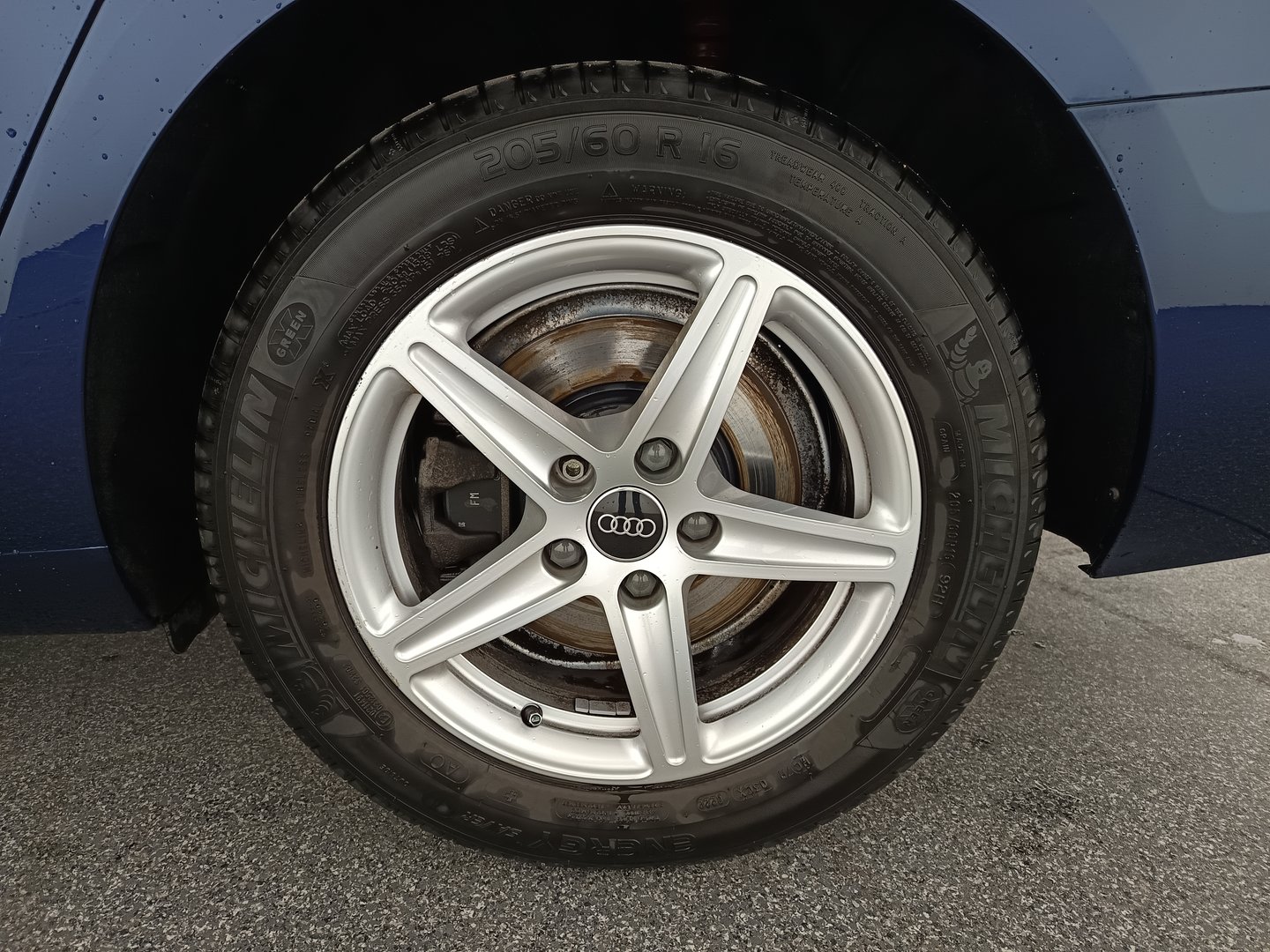 Audi A4 Avant 30 TDI | Bild 10 von 33