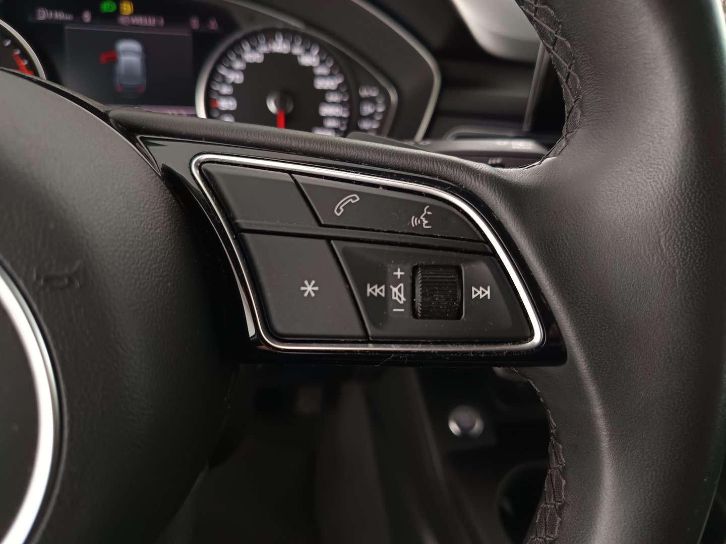 Audi A4 Avant 30 TDI | Bild 18 von 33