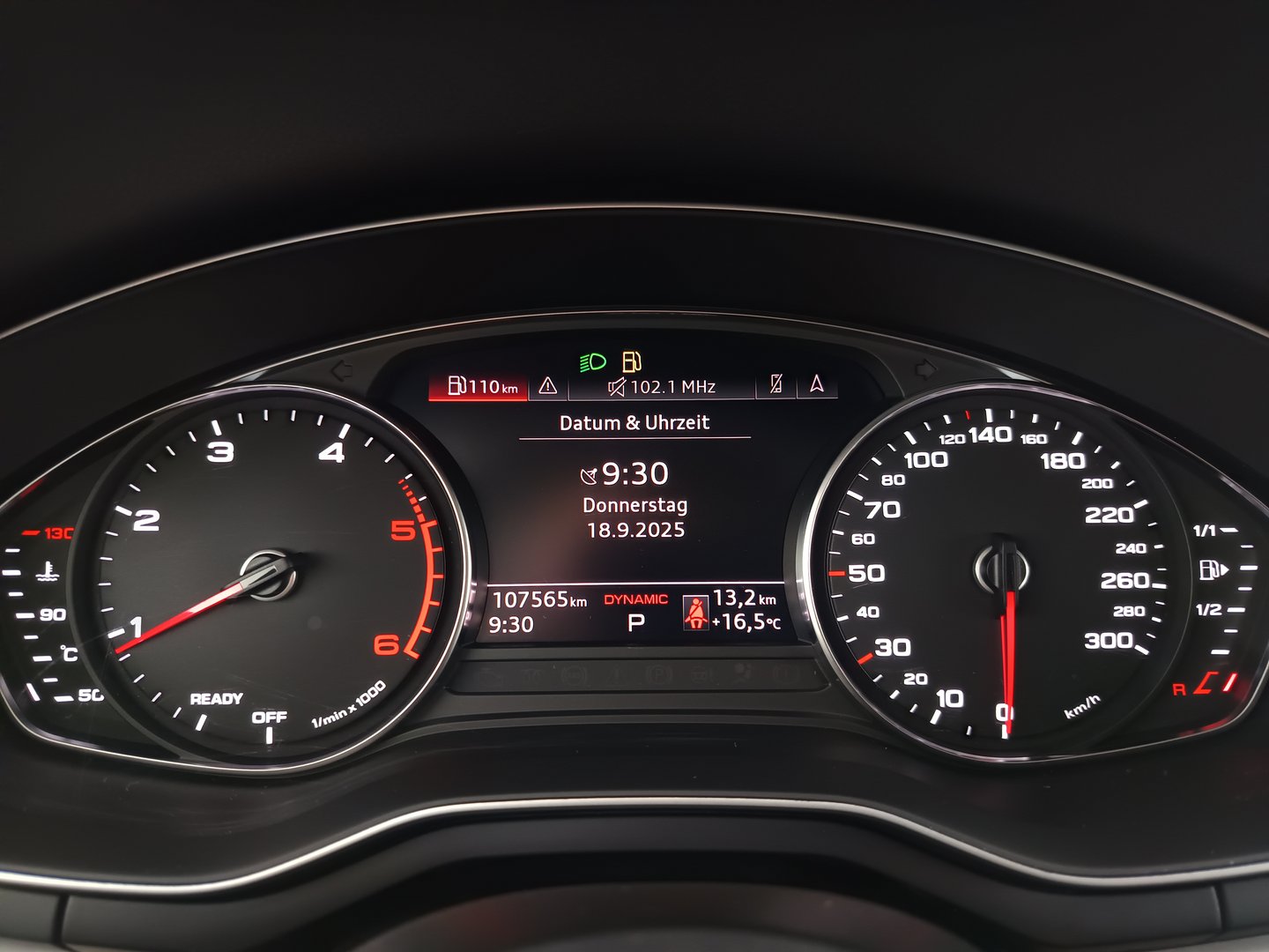 Audi A4 Avant 30 TDI | Bild 16 von 33