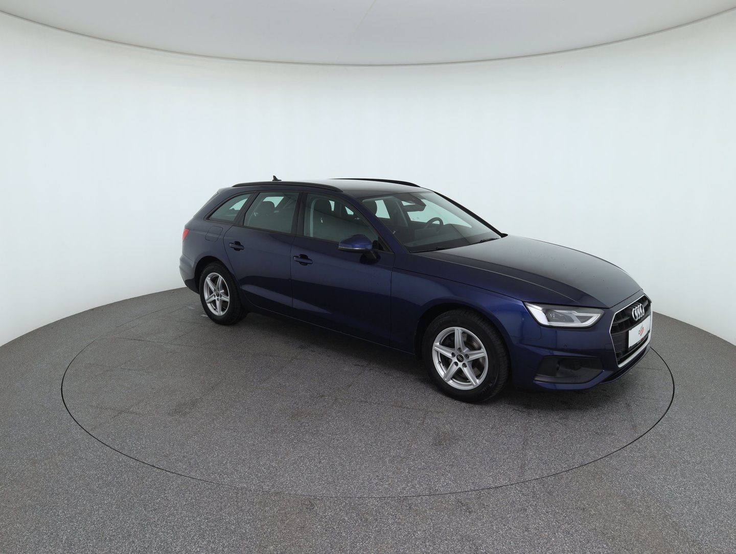 Audi A4 Avant 30 TDI | Bild 4 von 33