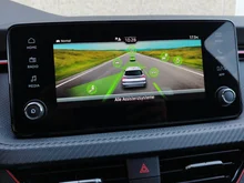 Škoda Kamiq Monte Carlo TSI in Moon-Weiß Metallic