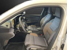 Renault 5 E-Tech Electric 150 Comfort Range Techno in weis