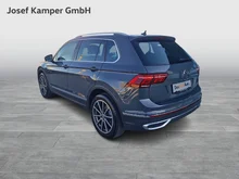 VW Tiguan Elegance eHybrid DSG in Delfingrau Metallic