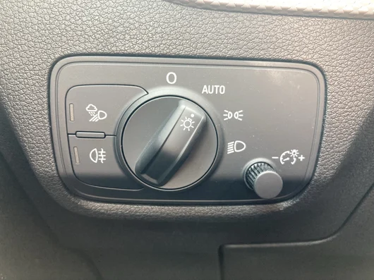 Bild eines Audi Q2 30 TFSI admired