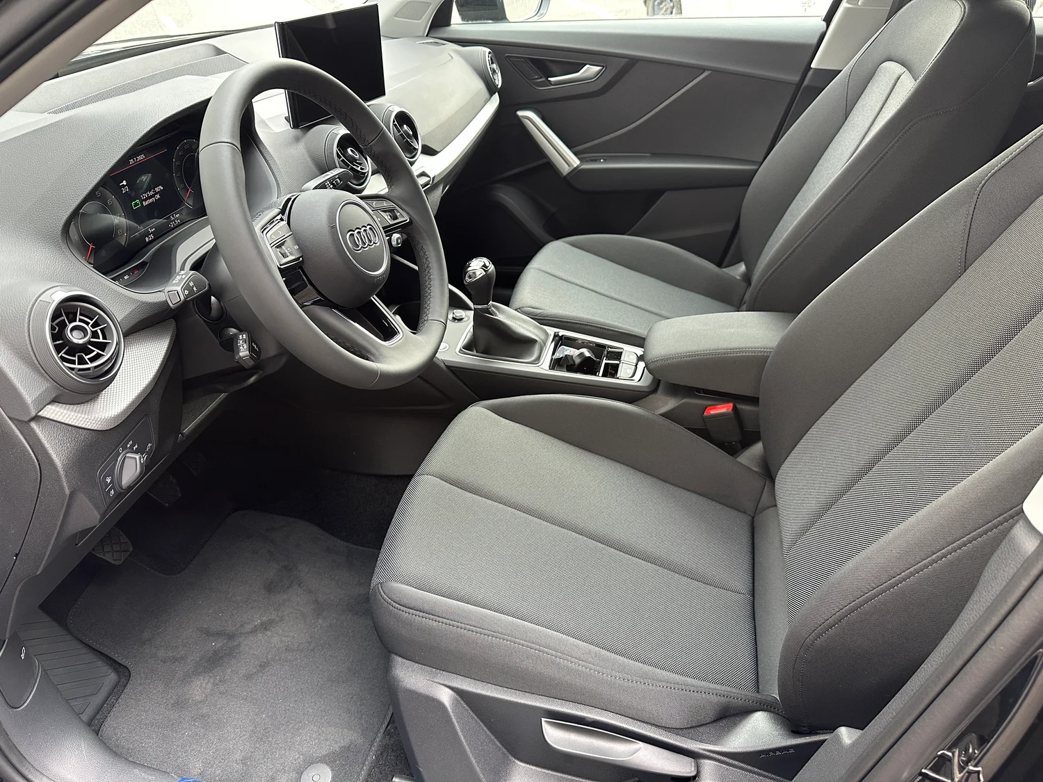 Bild eines Audi Q2 30 TFSI admired