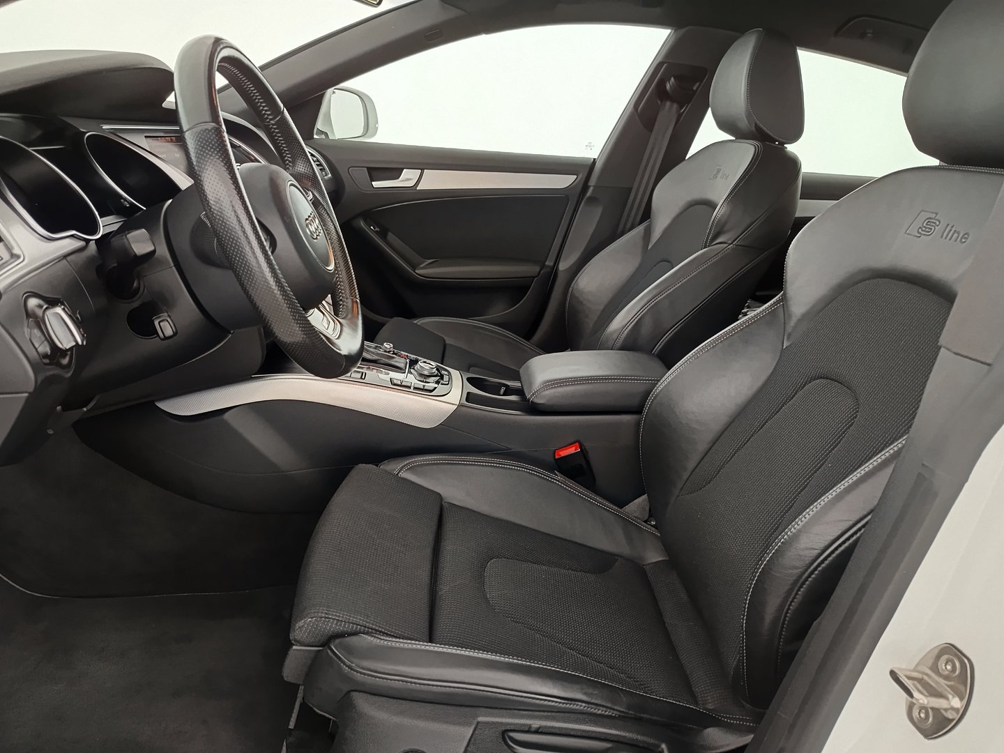 Audi A5 Sportback 2.0 TDI quattro | Bild 13 von 28