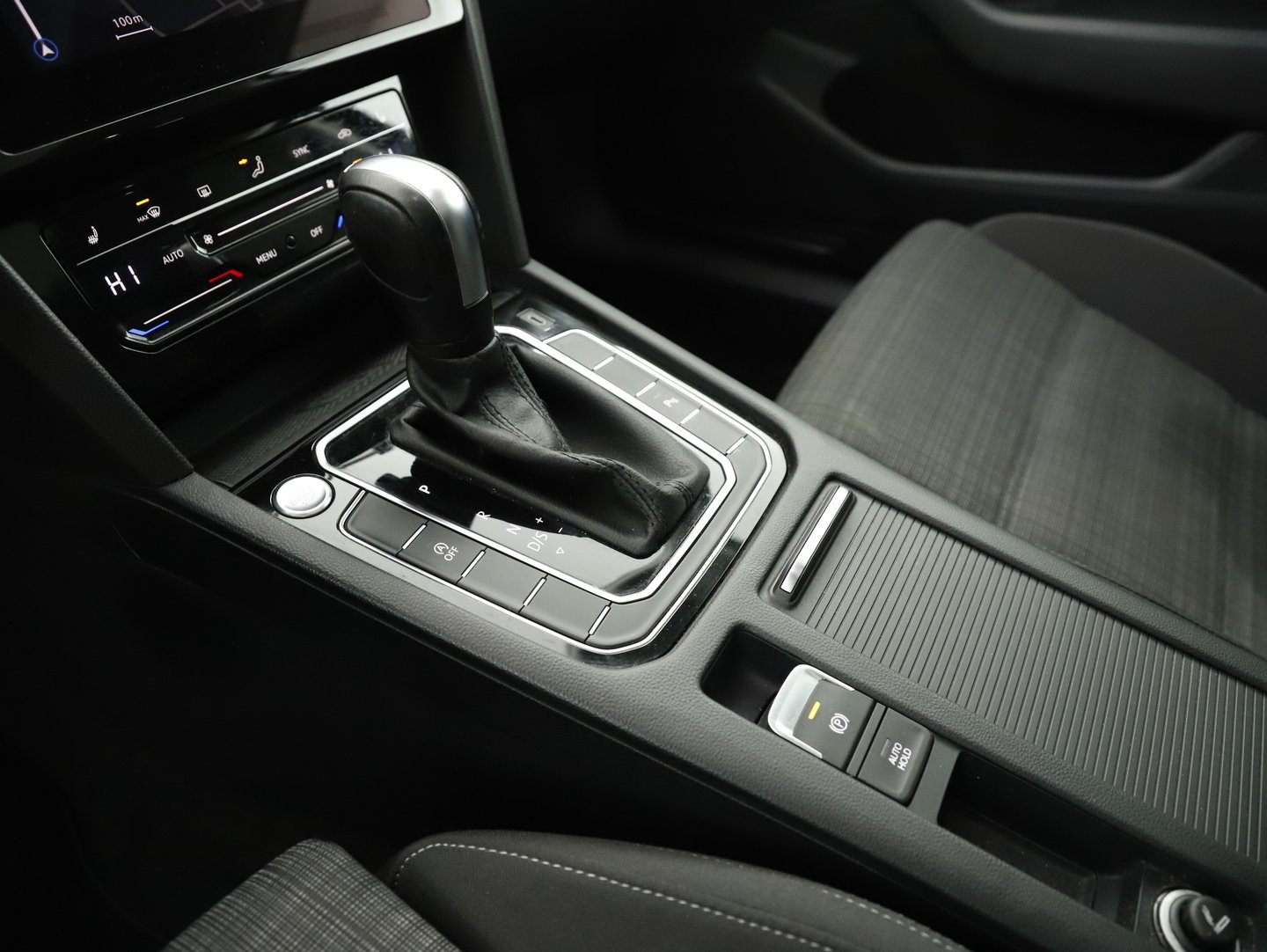 VW Passat Variant Business TDI DSG | Bild 13 von 19