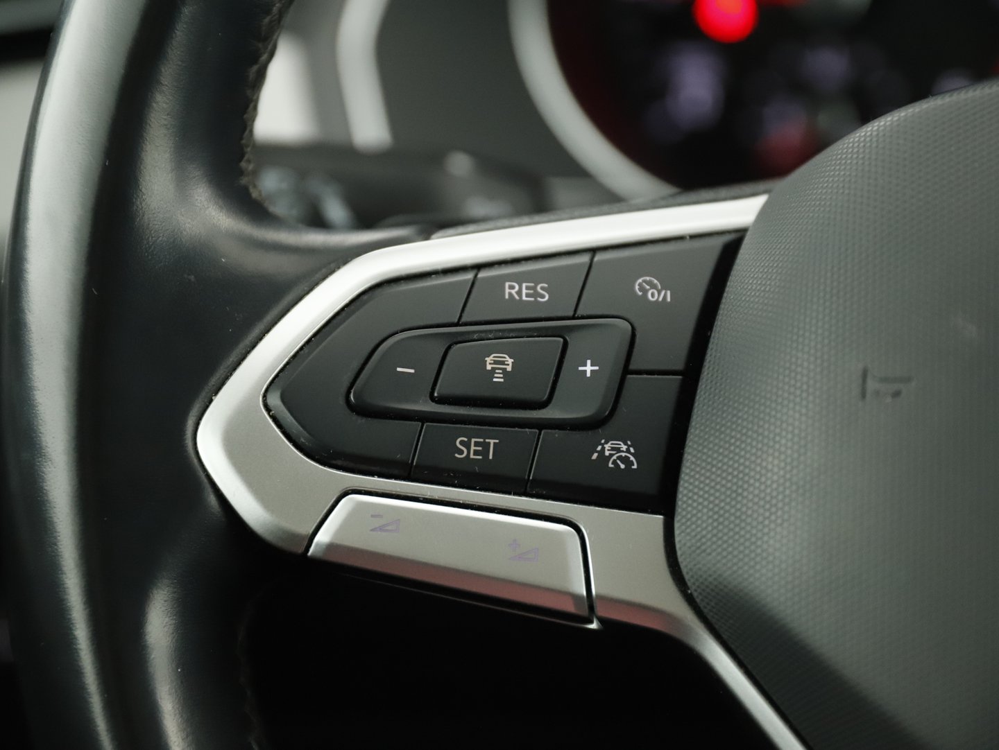 VW Passat Variant Business TDI DSG | Bild 9 von 19