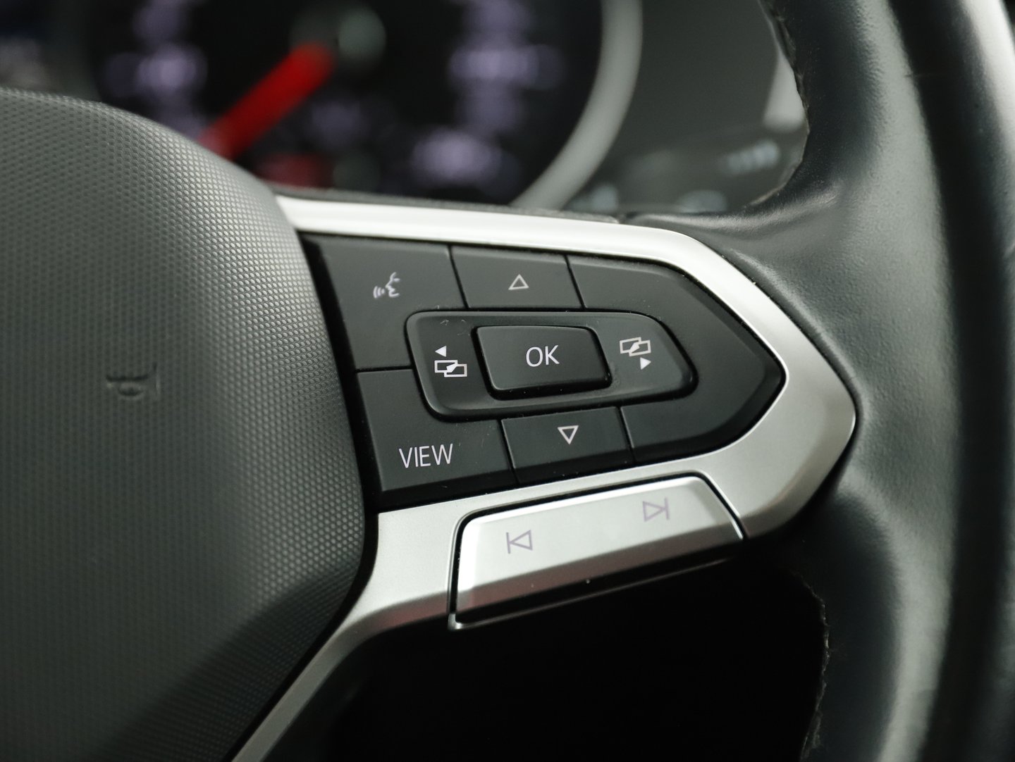 VW Passat Variant Business TDI DSG | Bild 8 von 19