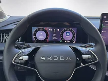 Škoda Superb L&K TDI DSG in Ebony-Schwarz Metallic