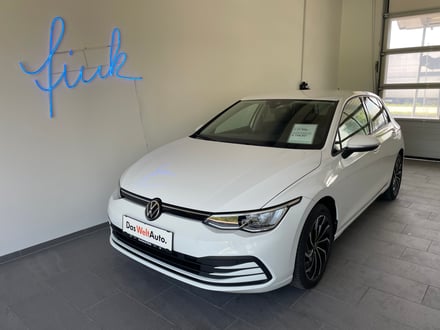 VW Golf Life TSI
