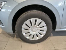 Škoda Kamiq Essence TSI DSG in Smokey Diamond-Silber Metallic